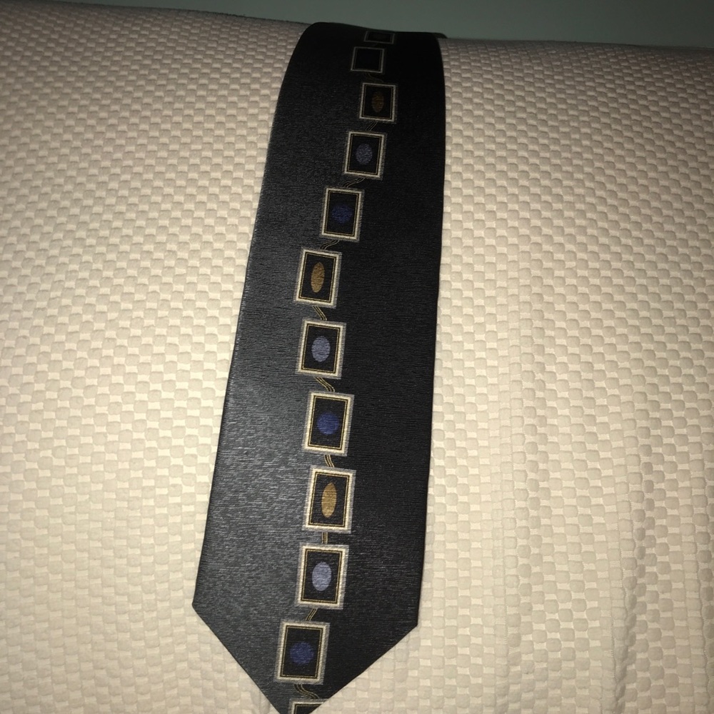 NWT black and gray with blocks.